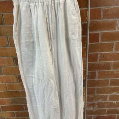  Womens Soul Sparrow  Size L White Linen pants 
