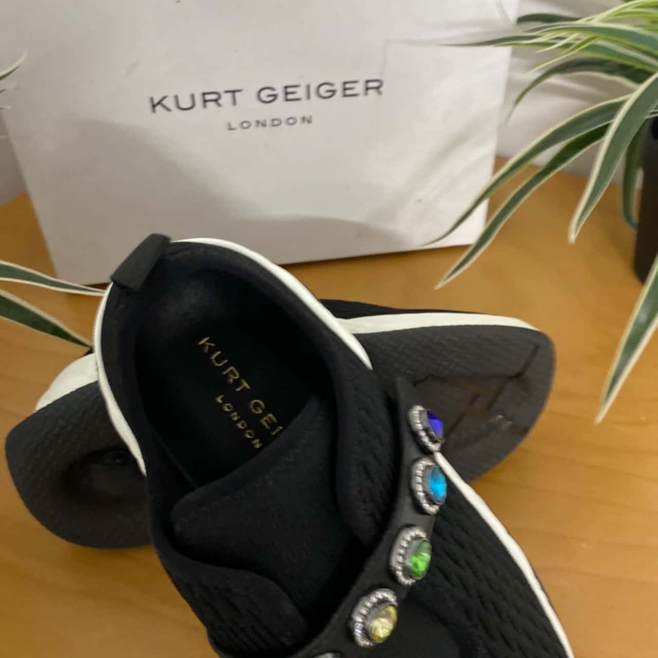 Kurt Geiger Womens Size 39 Black / White (s) - New With Tags | Salvos ...