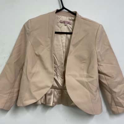 Review Womens  Size 10 Cardigan Beige 