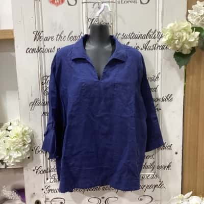 Trenery Brand! CASUAL LINEN V-NECK 3/4 SLEEVE SHIRT! Womens  Size XXL 3/4 Sleeve Shirt / 3/4 Sleeve Top / V-Neck Top Navy Blue 