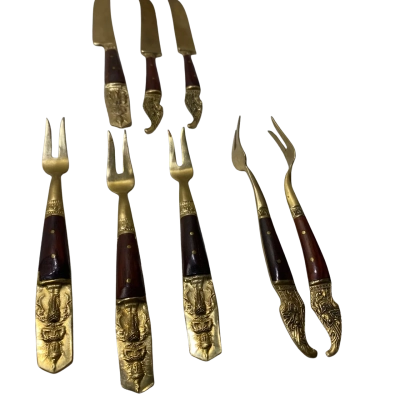 8 Pieces Thai Style Forces And Knives 