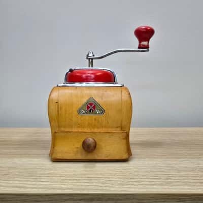 Vintage DeVe Coffee Grinder – Made in Holland – 1950s Wooden Manual Mill