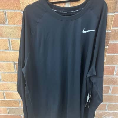 Nike Mens  Size XXL Black  Top 