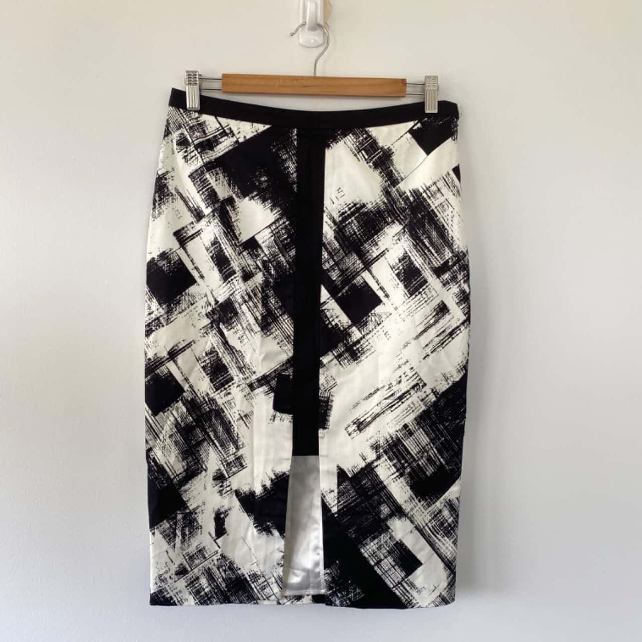 12217 Black Plain Above Knee Skirt