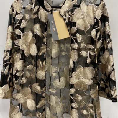 Liz Jordan Womens  Size 14 Floral Top Black  / Gold 