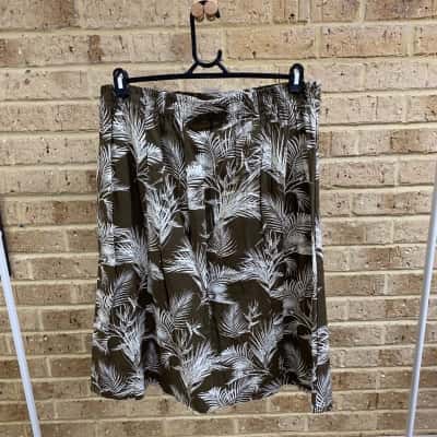 Rockmans Womens midi belted skirt  Size 16 