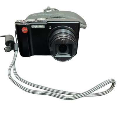 Leica V-LUX 40 Compact Digital Camera with Charger