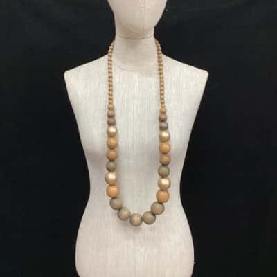  Oversized Wood Beaded Necklace Brown / Gold 