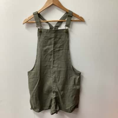  Women’s Cape   Size XS Overalls Khaki  C
