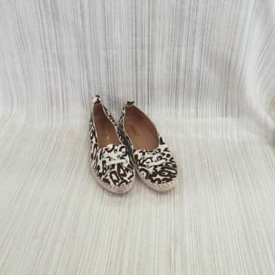 Supersoft By Diana Ferrari /Super Cute /Animal Print /Faux Fur /Slip on /Casual /Pumps Size 36C  