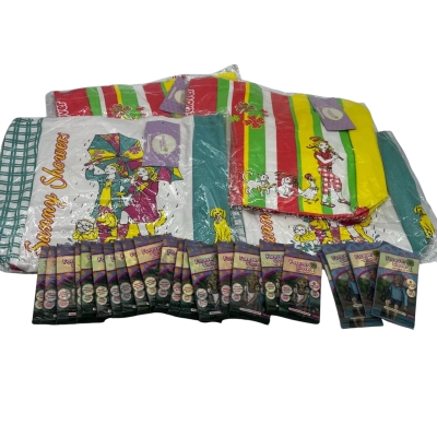 Forever Clover Tote Bag and Trading Card Bundle