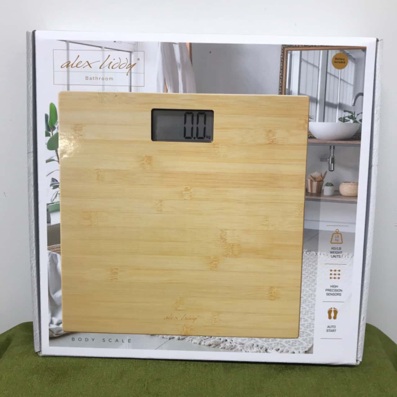 *BNIB* Alex Liddy Body Scale(s)