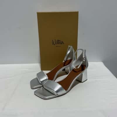 Wittner - Karamo - Size 38 - Silver Matallic 