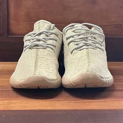 Adidas Womens  Size 10 Sneakers Beige 