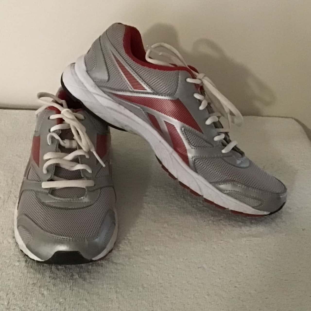 reebok size 8.5
