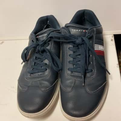 Tommy Hilfiger Mens  Size 11 Sneakers Black  