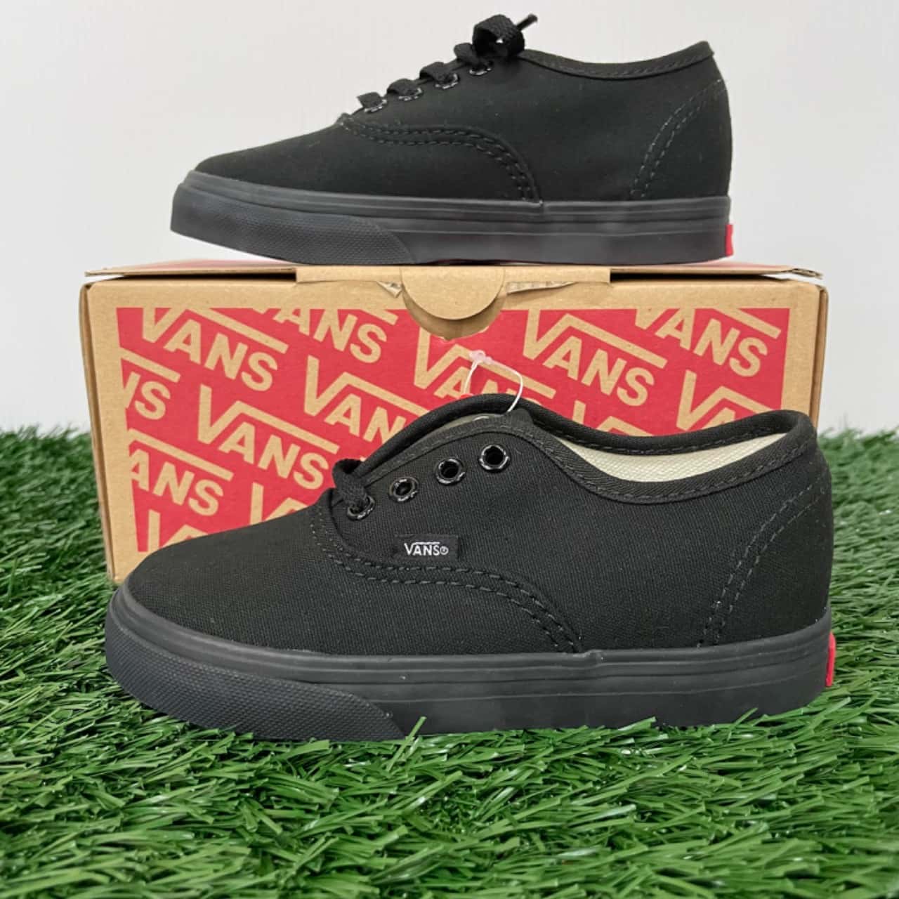 black size 9 vans