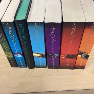 Mixed set of Harry Potter 7 Books VGC 