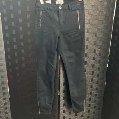 Trenery Womens  Size 6 Cropped Jeans Black  