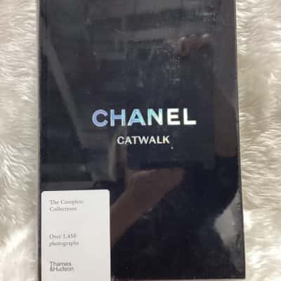 Chanel Catwalk- The Complete Collections