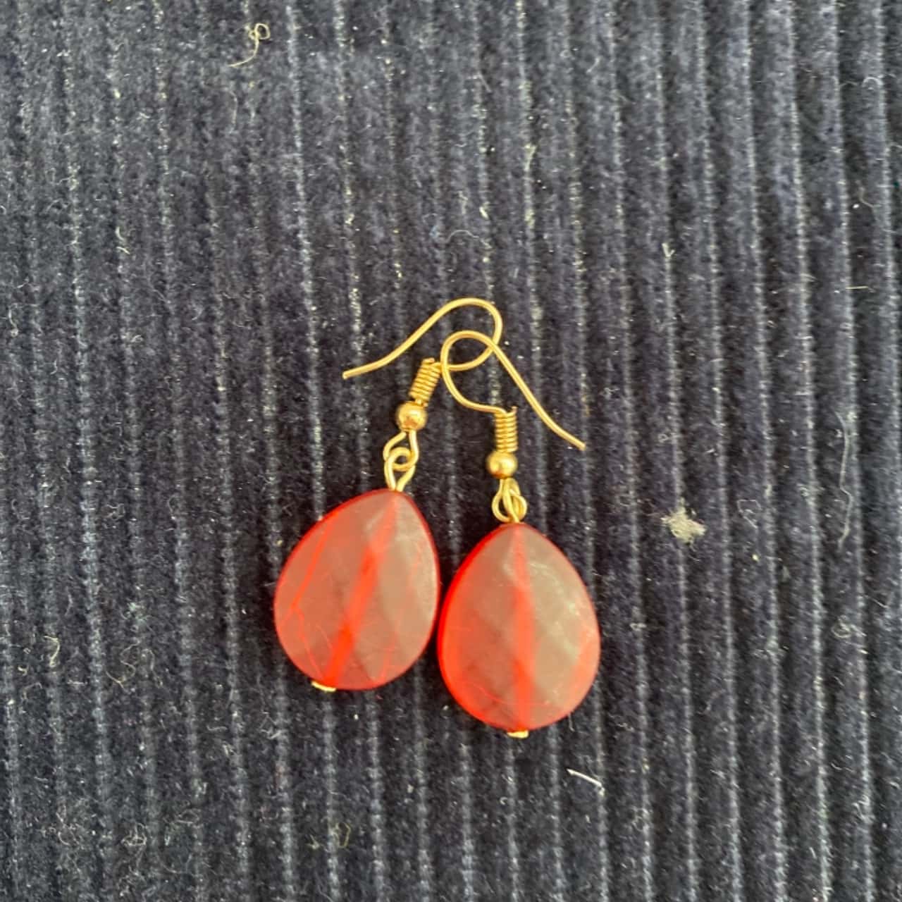 Womens Earrings gold and red