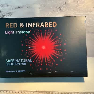 BNWT Cordless Red Therapy Light