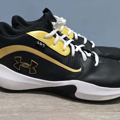 Under Armour Mens  Size 11 Sneakers / Trainers Black  / Gold / White 