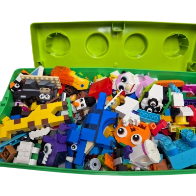 2kg Mixed LEGO – Includes LEGO Storage Container