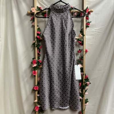 Womens Alice In The Eve Halterneck Silky Print Dress Size M RRP $69.95  