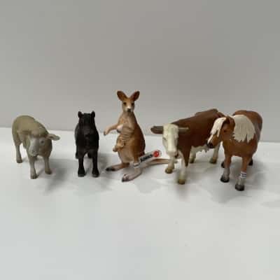 Schleich animals x5