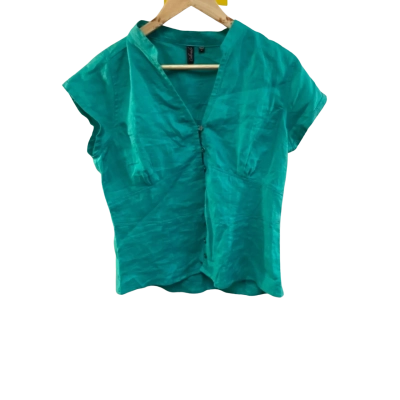 Colorado Womens  Size L Button Up Top Green 