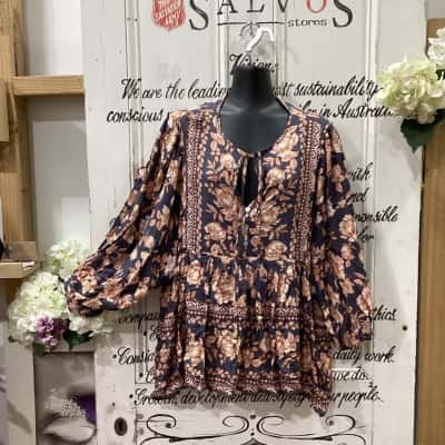 IRIS MAXI BRAND PUFF BALLOON SHORT SLEEVED FLORAL SHIRT! Womens  Size 16 Short Sleeve Shirt / Short Sleeve Top Floral / Grey / Orange / Pattern 