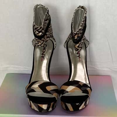 DKNY Womens  Wedges Size 9/40 Black  / Brown / Pattern 
