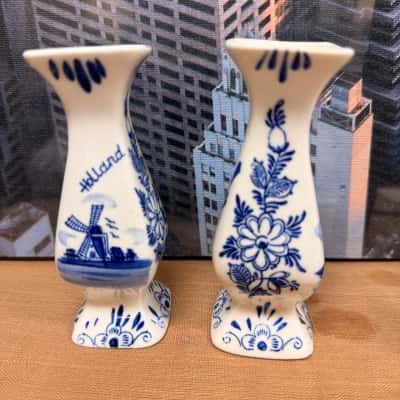 Authentic Delft Blue-Blauw. Two Small Vases. 