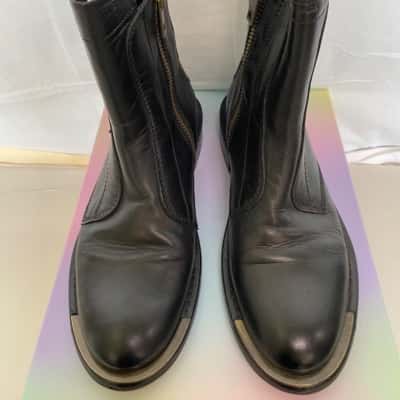  Womens  Zadig & Voltaire Size 40 Black Leather boots - side zippers