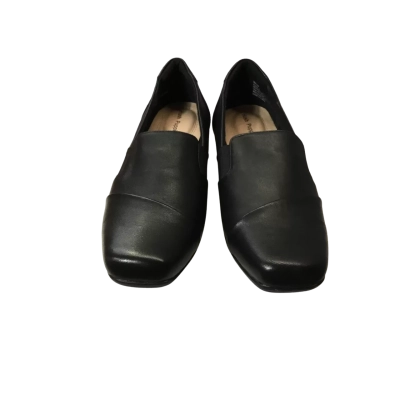 Hush Puppies Womens  Size 8 Loafers Black  never worn brand new 