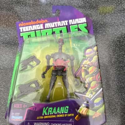 Nickelodeon Teenage Mutant Ninja Turtles Kraang action figure,It comes with a removable Kraang-droid exo skeleton and a laser blaster weapon accessory(B8)