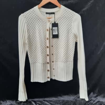 Postman's Vanilla Over-long Sleeved Top. Small 