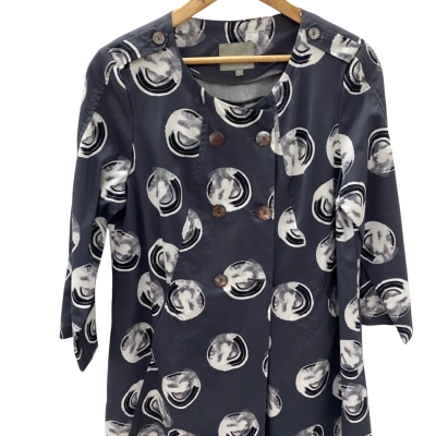 Yarra Trail Womens  Size 12 Black  / Grey / White light weight jacket 