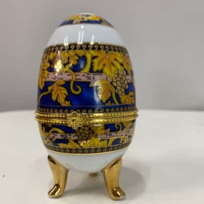 Four Seasons Footed Ceramic Hinged Trinket Box