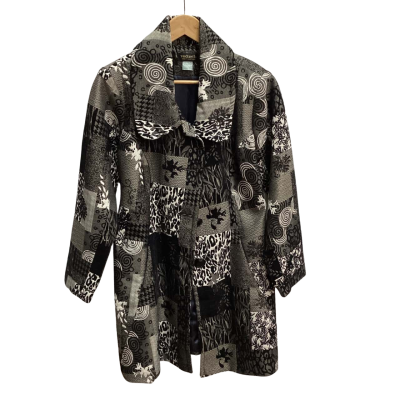 Veducci  Womens  Size 12 Winter Coat Pattern (ha)