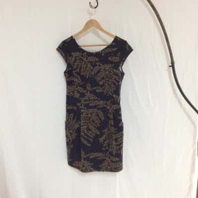 La Fee Maraboutee Womens  Size 42 Pattern 