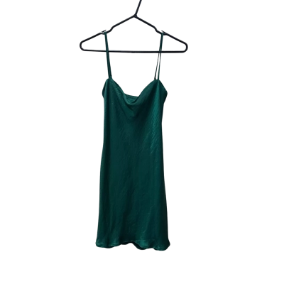 Beginning Boutique Womens  Size 10 Emerald Green Dress 