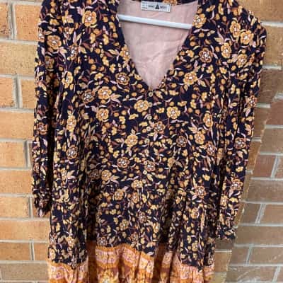 Minx & Moss Womens  Size 8 Dress 