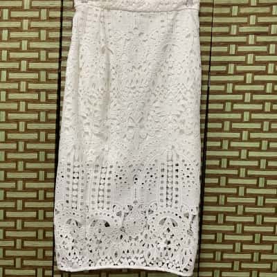 NWT RRP $395.00 LOVER Women’s Size 10 Midi Skirt Pencil Skirt White Work Business Ladies Wedding Party Birthday Mum Christmas Present 