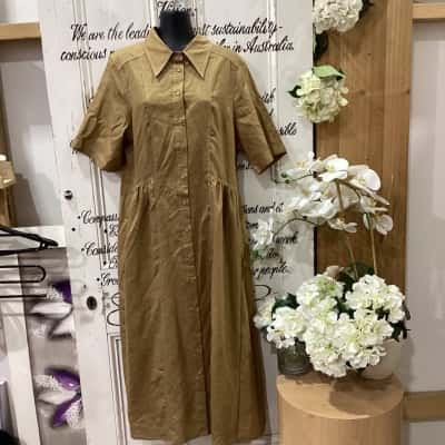 WHITE CLOSET BRAND! Womens  Size 14 Maxi Dress / Shirt Dress Brown! BNWT! BEAUTIFUL BUTTON UP SHIRT DRESS! GREAT FOR ADDING A LITTLE SOMETHING TO ANY WARDROBE! CAN BE DRESSED UP OR DOWN! WHITE STITCHING THROUGH OUT!