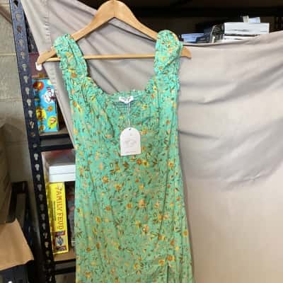 Floral midi dress green