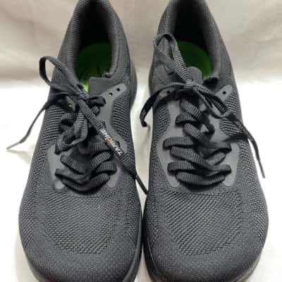  TARKINE Mens US Size 7.5 Sneakers Black  