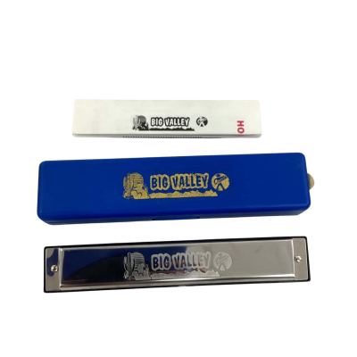 Honer Big Valley Harmonica with Case 