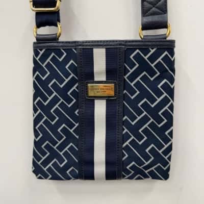 Tommy Hilfiger Cross Body Bag 